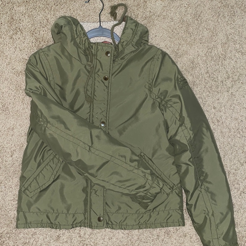 A&F Winter Coat w/Sherpa material inside